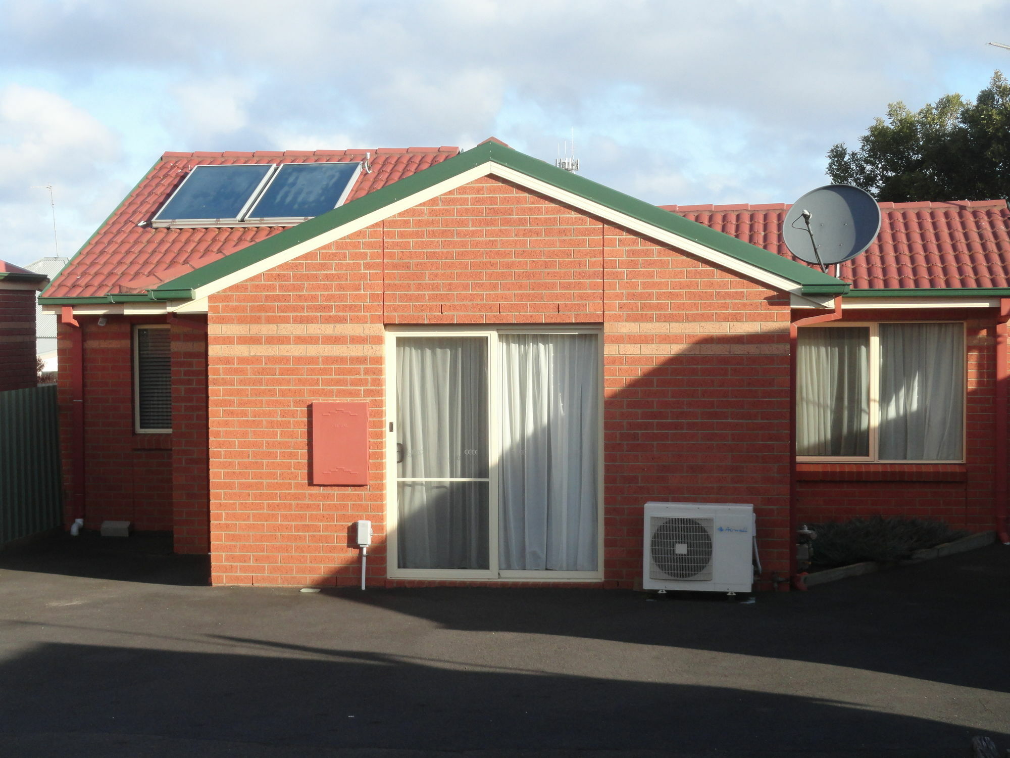 Victoria Lodge Motor Inn & Apartments Portland Exterior photo