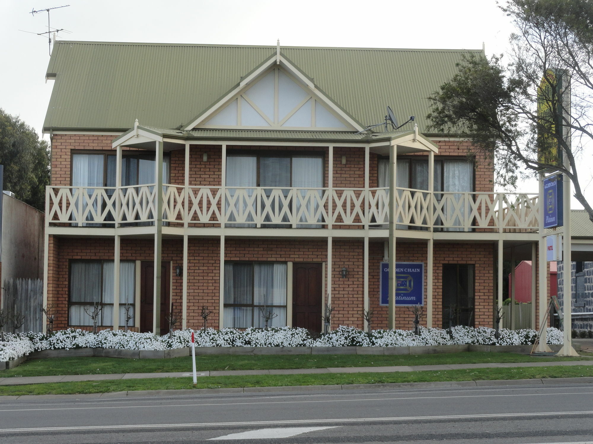 Victoria Lodge Motor Inn & Apartments Portland Exterior photo
